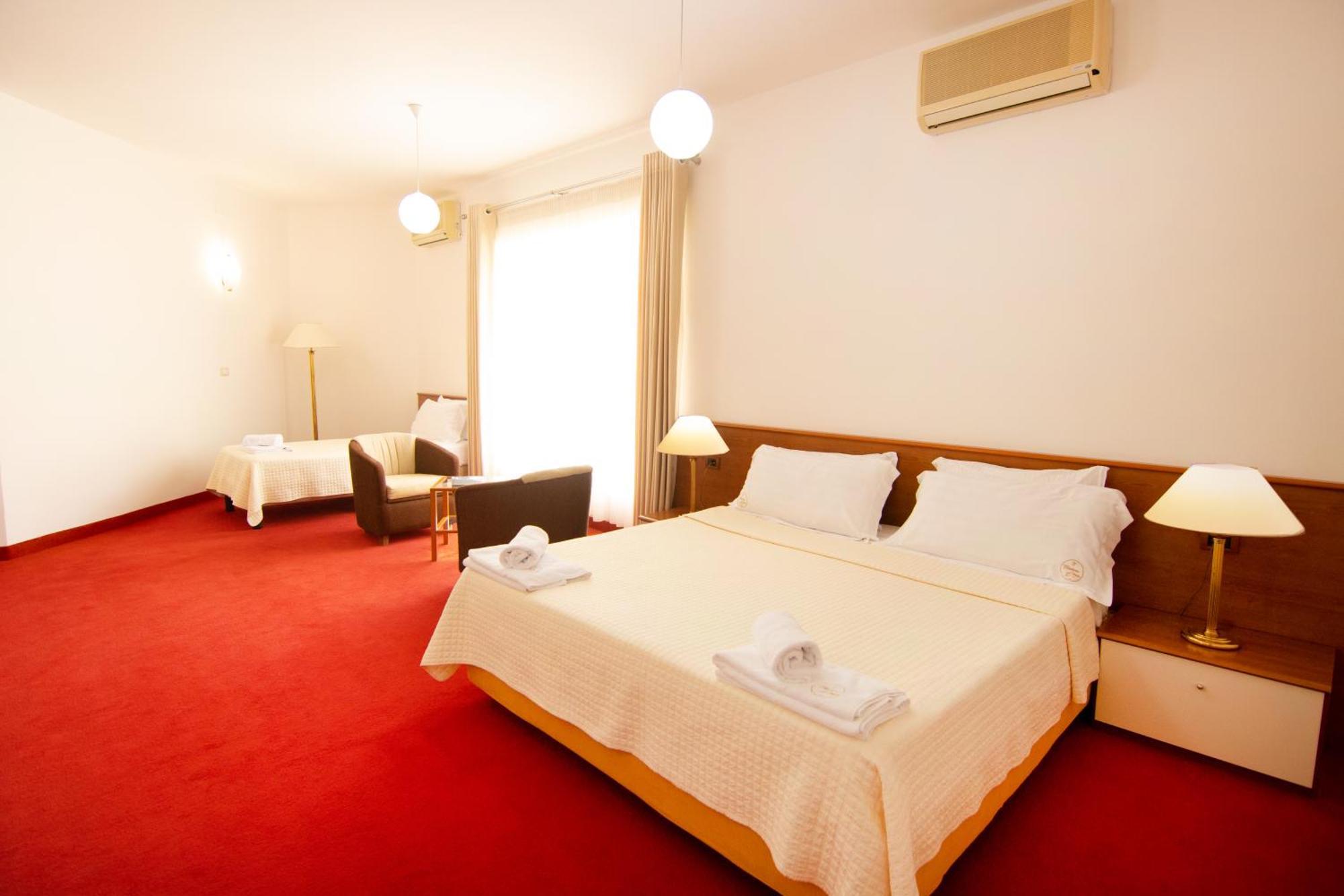 Chateau Linza Resort Tirana Eksteriør billede