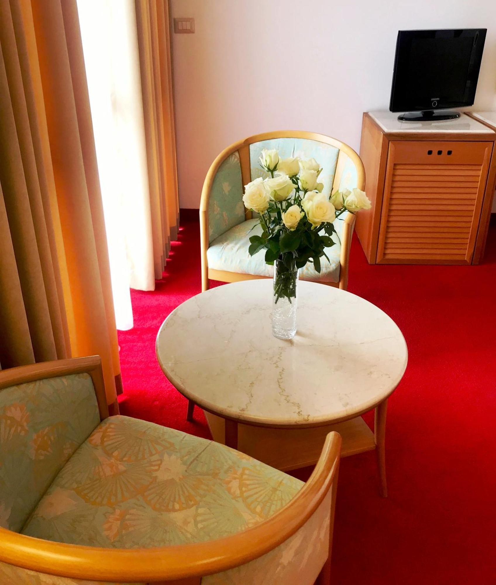 Chateau Linza Resort Tirana Eksteriør billede