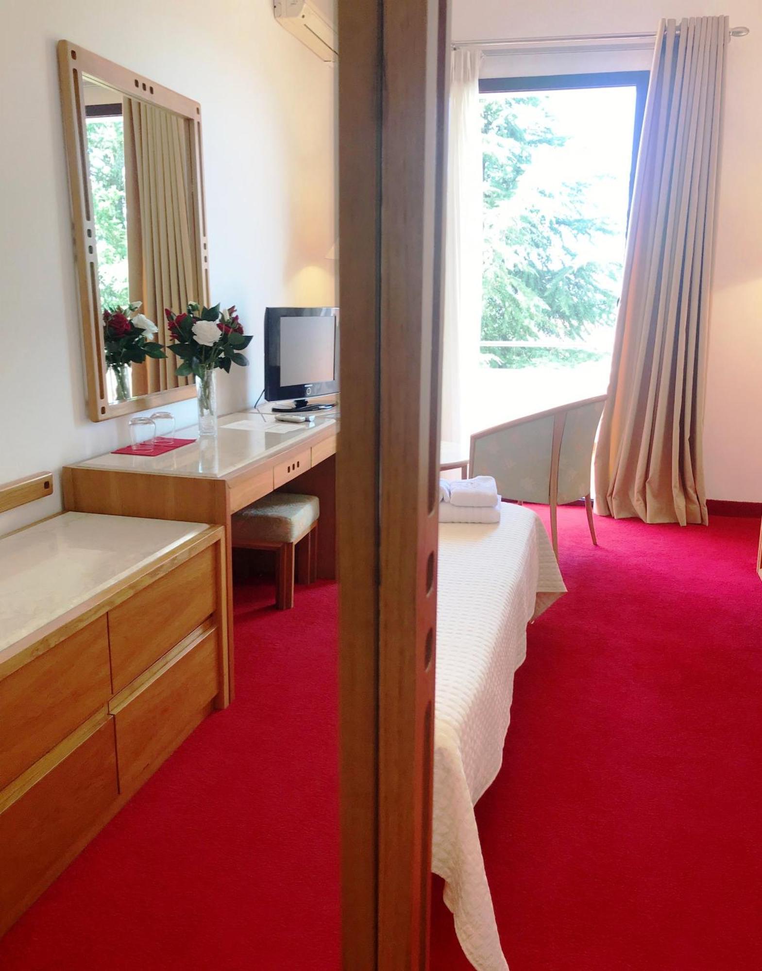 Chateau Linza Resort Tirana Eksteriør billede