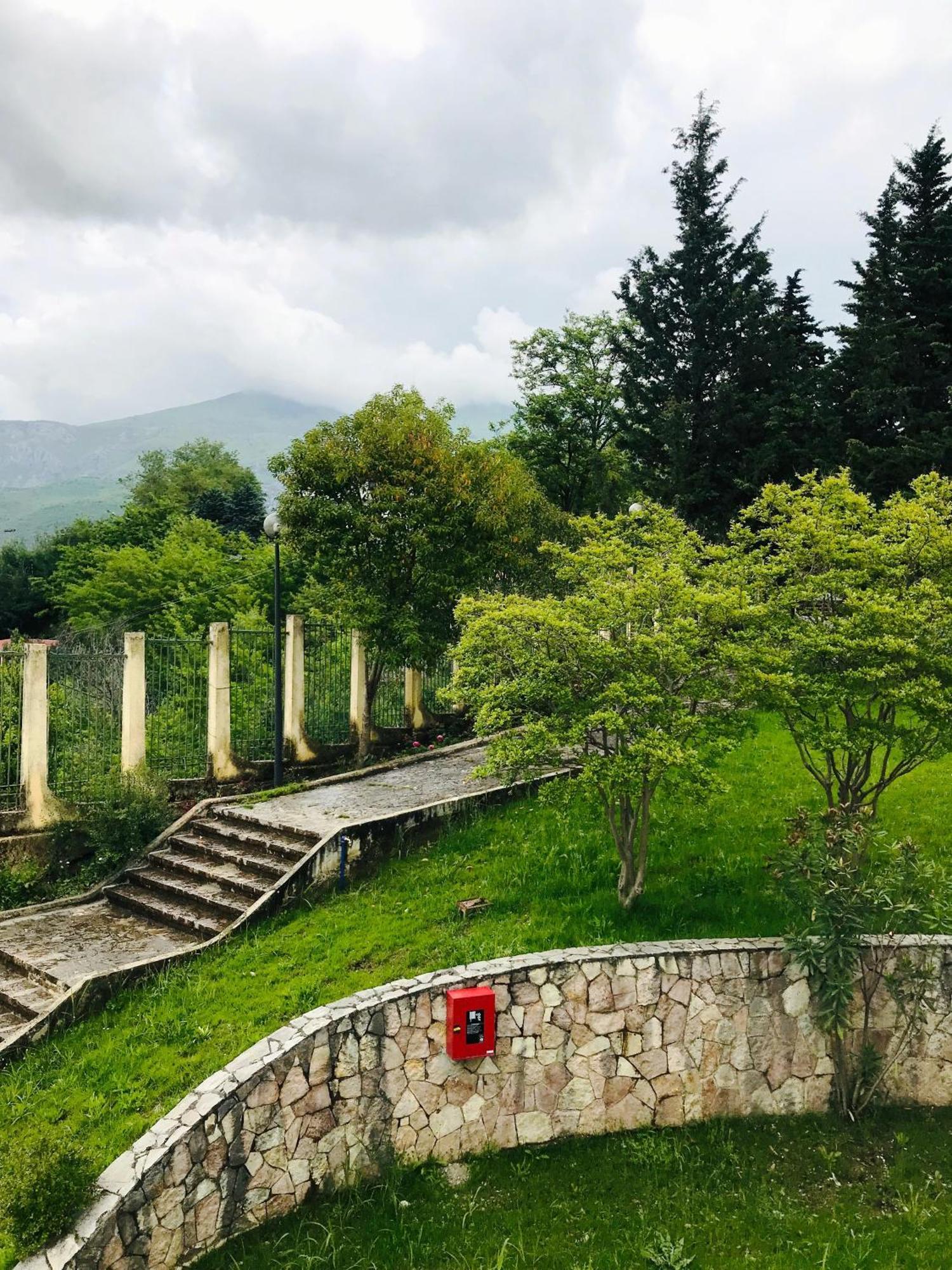 Chateau Linza Resort Tirana Eksteriør billede
