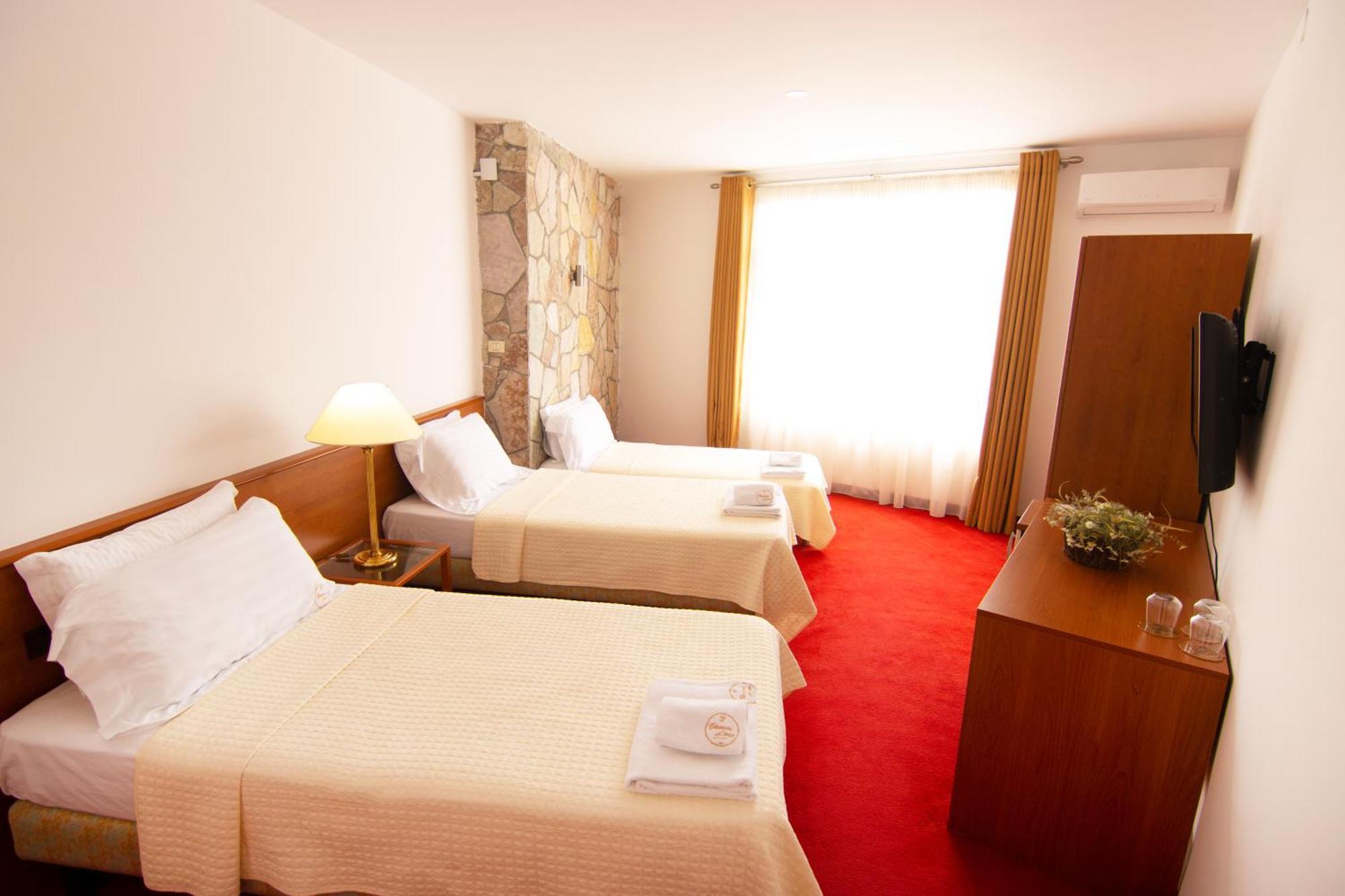 Chateau Linza Resort Tirana Eksteriør billede